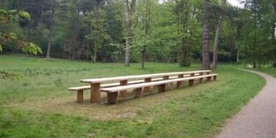 lily hill park holiday taxi transfers
